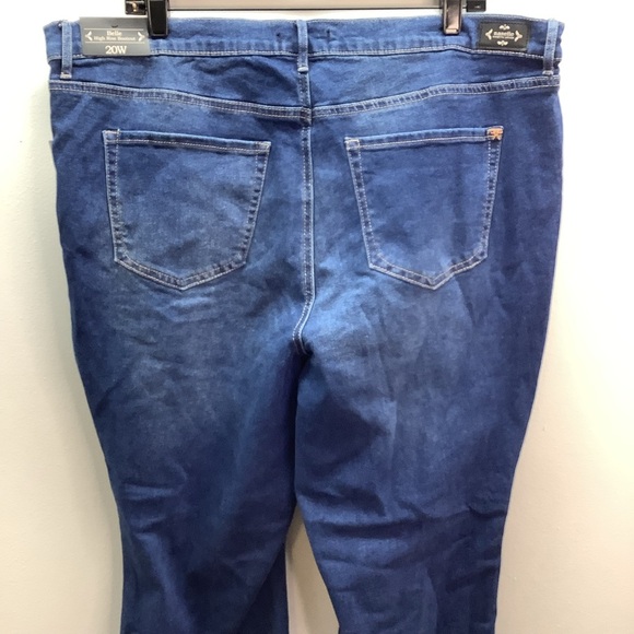 Nanette Lepore Size 20W Dark Blue Flare Women's Jeans W/Floral Embroidery. New - Picture 6 of 8